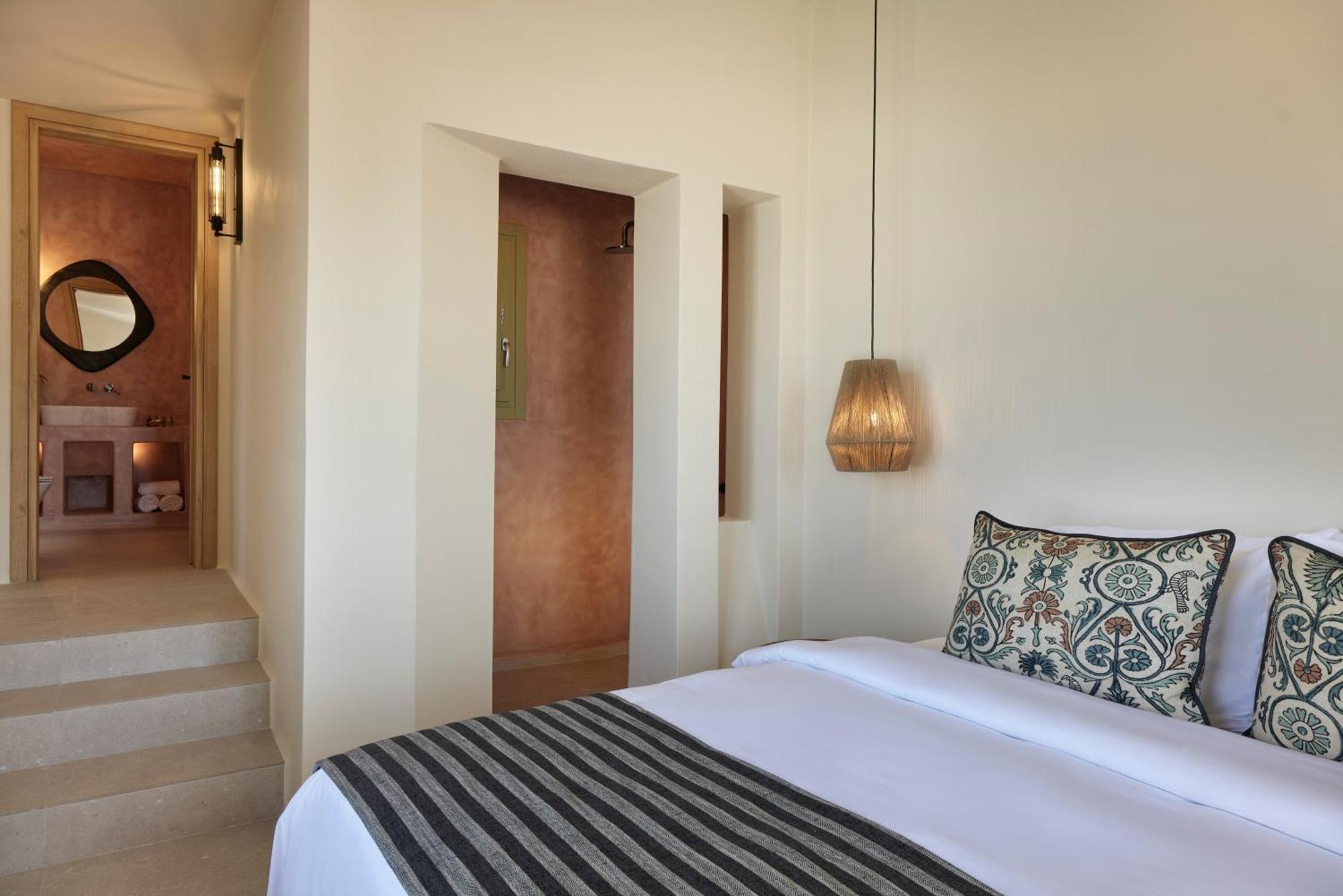 Aeon Suites - Adults Only Пиргос Экстерьер фото